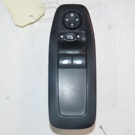 Commande lève-glace porte avant gauche occasion  Peugeot 208 I (CA_, CC_) 1.4 hdi (2012) 3 portes   96751127ZD 