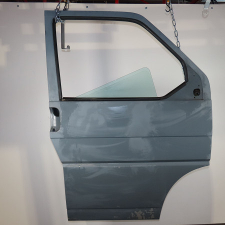 Porte avant droite occasion  Volkswagen vw TRANSPORTER IV Autobus/Autocar (70B, 70C, 7DB, 7DK, 70J, 70K 2.4 d (1990-1998)   7D0831056C 