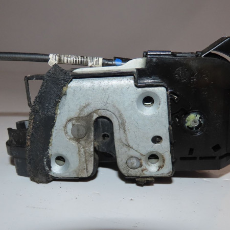 Serrure porte ard occasion  Renault CLIO IV (BH_) 0.9 tce 90 (2012) 5 portes   825000767R 