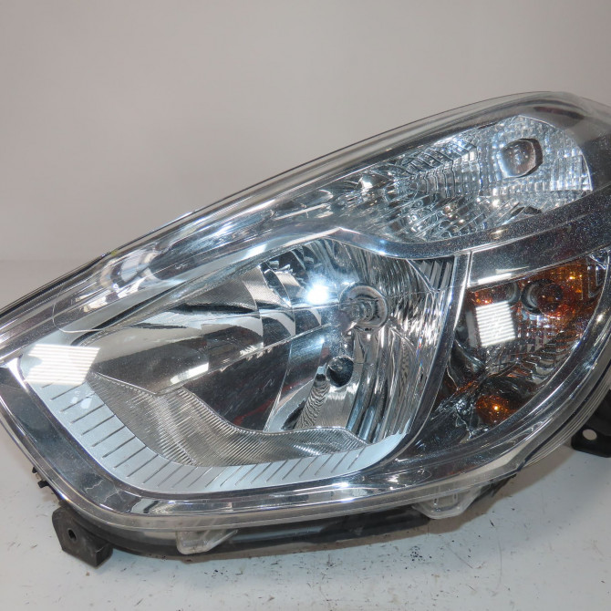 Phare gauche occasion  Dacia LODGY (JS_) 1.5 dci (2012)   260607950R  1