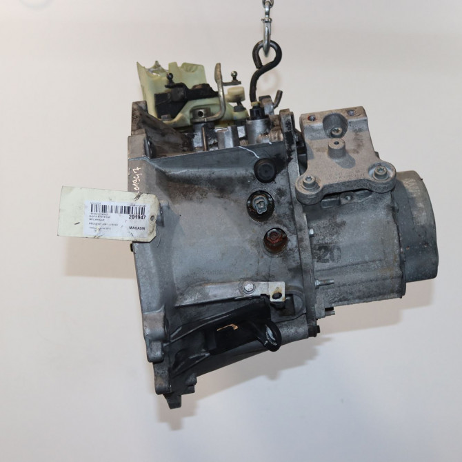 Boîte à vitesse mecanique occasion  Peugeot 208 I (CA_, CC_) 1.6 bluehdi 100 (2015) 5 portes   20ET31  3