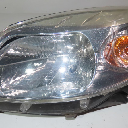 Phare gauche occasion  Dacia SANDERO 1.4 mpi lpg (2009)   8200733878 