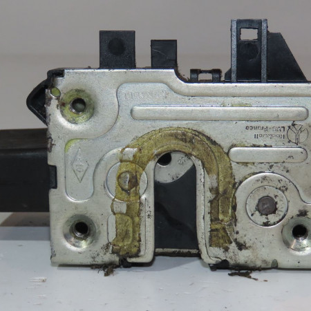 Serrure porte avg occasion  Dacia SANDERO 1.4 mpi lpg (2009)   8200735225 