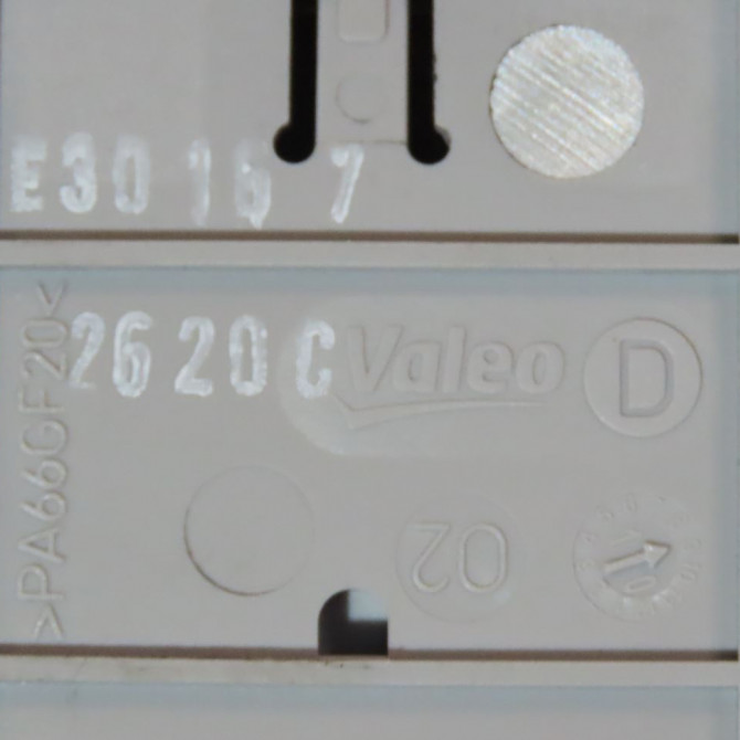 Commande lève-glace porte avant gauche occasion  Renault LATITUDE (L70_) 2.0 dci 150 (l70h) (2011)   809617391R  3