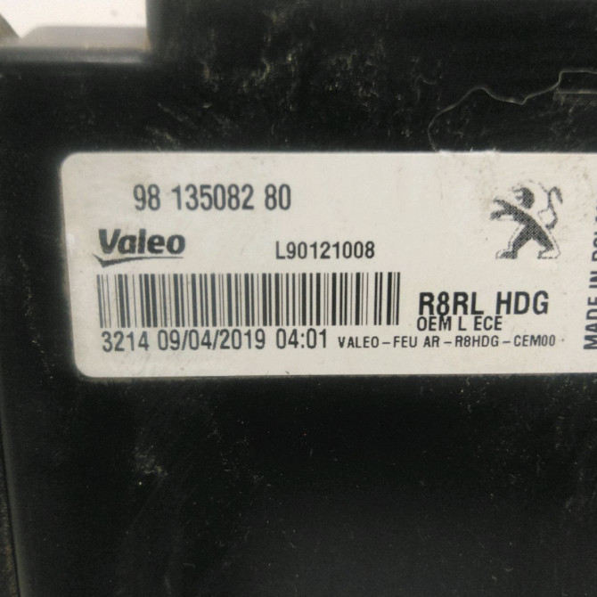 Feu arrière interieur gauche occasion  Peugeot 508 II (FB_, FH_, F3_) 1.5 bluehdi 130 (fbyhzj, fbyhzr) (2018)   9813508280  3