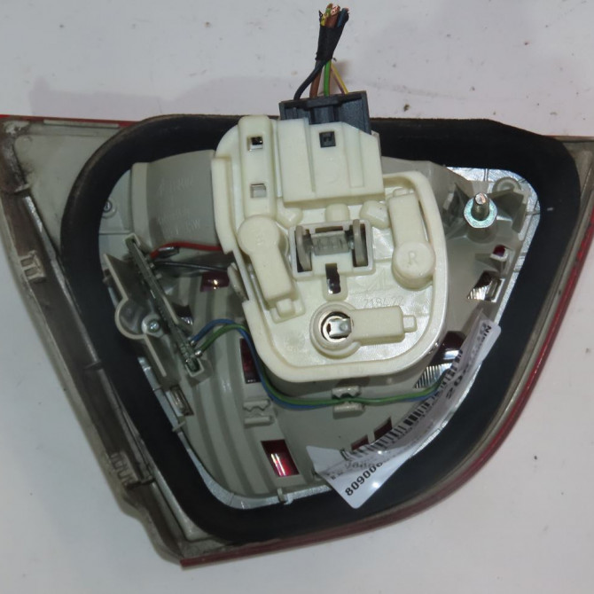 Feu arrière intérieur droit occasion  Bmw 3 (E90) 316 d (2009-2011)   63217289428  2