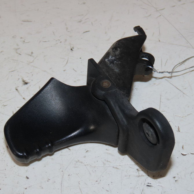 Poignee ext porte avg occasion  Renault TWINGO II (CN0_) 1.5 dci 75 (2010) 3 portes   8200385181  2