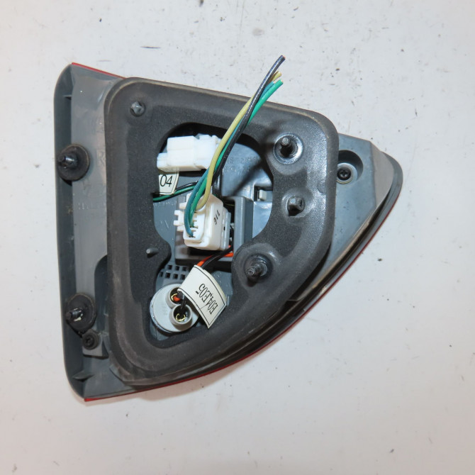 Feu arrière intérieur droit occasion  Hyundai Ix55 3.0 v6 crdi 4wd (2011-2012)   924603J100  2