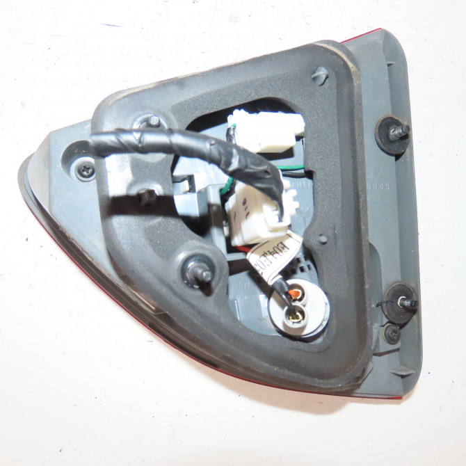 Feu arrière interieur gauche occasion  Hyundai Ix55 3.0 v6 crdi 4wd (2011-2012)   924503J100  2