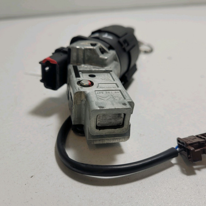 Antivol de direction occasion  Peugeot 208 I (CA_, CC_) 1.0 (2012)   1608682880  2