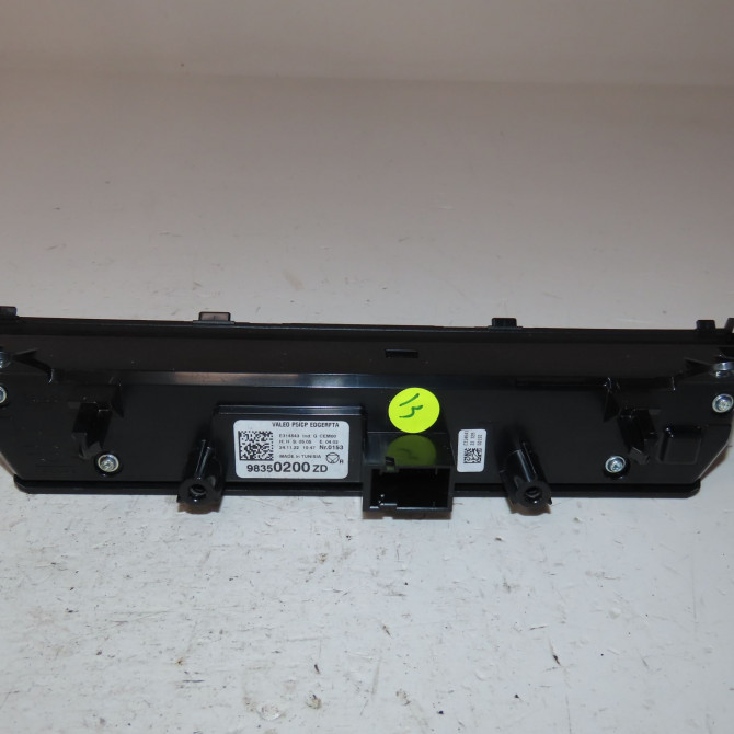 Commande de chauffage occasion  Peugeot 308 III (FB_, FH_, FP_, F3_) Puretech 130 (fphnsl, fphnst) (2021)   98350200ZD  3