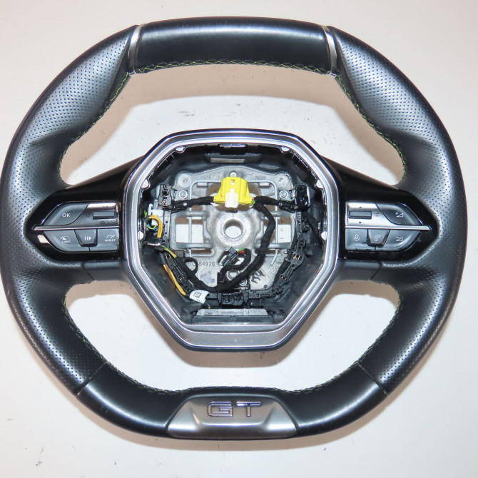 Volant de direction occasion  Peugeot 308 III (FB_, FH_, FP_, F3_) Puretech 130 (fphnsl, fphnst) (2021)   9843179880  1