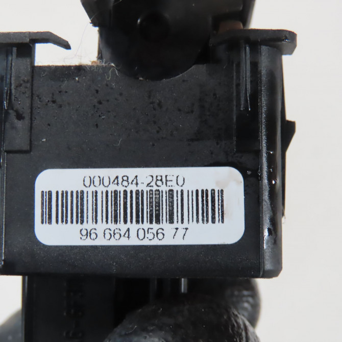 Interrupteur commande de frein a main occasion  Peugeot 3008 Monospace (0U_) 2.0 hdi 150 / bluehdi 150 (2009-2016) 5 portes   9666405677  2