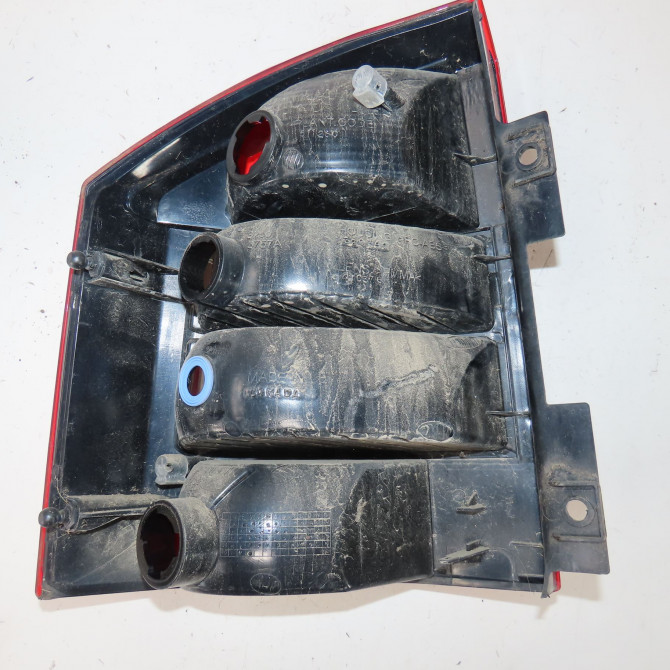 Feu arrière droit occasion  Jeep COMPASS (MK49) 2.0 crd 4x4 (2006)   05303882AG  3