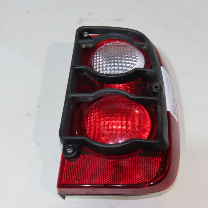 Feu arrière droit occasion  Land rover FREELANDER I (L314) 2.5 v6 4x4 (2000-2006)   XFB500140  1