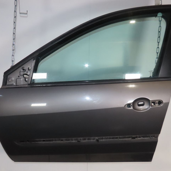 Porte avant gauche occasion  Renault LAGUNA III (BT0/1) 1.5 dci (bt00, bt0a, bt0t, bt1j) (2007-2015) 5 portes   801010025R  1