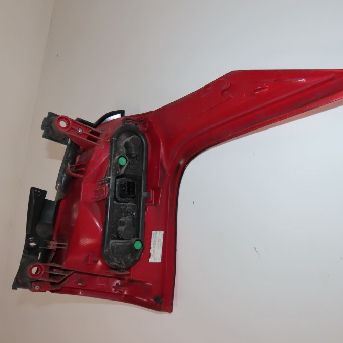 Feu arrière gauche occasion  Peugeot 5008 (0U_, 0E_) 1.6 hdi (2010-2017)   6350KH  3