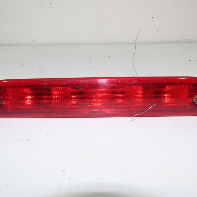 Feux stop supplementaire occasion  Peugeot BOXER Camionnette 2.2 bluehdi 165 (2019)   6351Z4  1