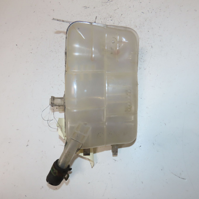 Vase expansion occasion  Renault MEGANE III 3/5 portes (BZ0/1_, B3_) 1.6 16v hi-flex (bz03) (2008-2015)   217100005R  3