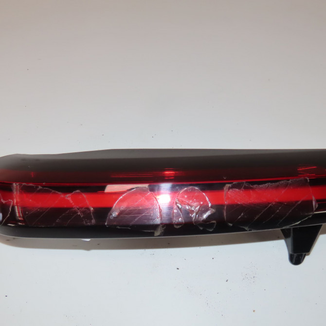 Feu arrière interieur gauche occasion  Citroën C4 III (BA_, BB_, BC_) 1.2 puretech 155 (bahnnb, bahnjd) (2021)   9831120680  1