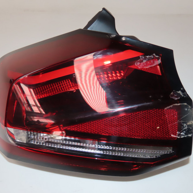 Feu arrière gauche occasion  Citroën C4 III (BA_, BB_, BC_) 1.2 puretech 155 (bahnnb, bahnjd) (2021)   9831100280  1