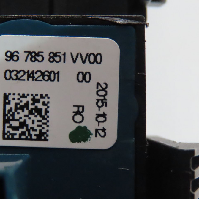 Interrupteur commande de frein a main occasion  Peugeot 308 II (LB_, LP_, LW_, LH_, L3_) 2.0 bluehdi 150 (2013-2021)   96785851VV  3