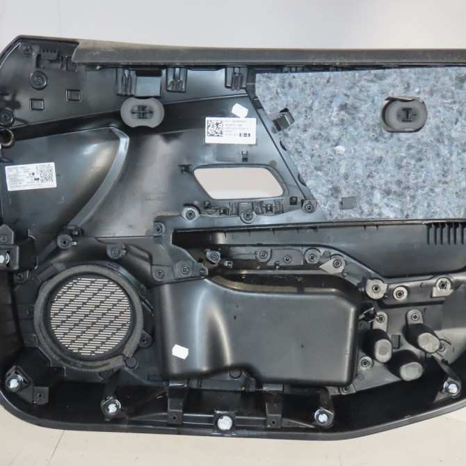 Garniture porte avg occasion  Citroën C4 III (BA_, BB_, BC_) 1.2 puretech 155 (bahnnb, bahnjd) (2021)   98353284ZD  2