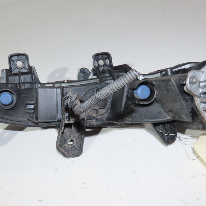 Feu position droit occasion  Peugeot 2008 II (UD_, US_, UY_, UK_) 1.2 puretech 130 (2019)   9824241180  2