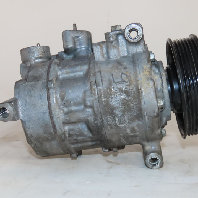 Compresseur air conditionne occasion  Volkswagen vw TOURAN (5T1) 1.6 tdi (2015-2016)   5Q0816803D  5