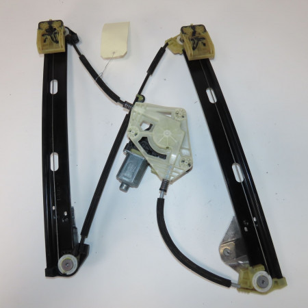 Mecanisme + moteur lève-glace avant droit occasion  Audi A1 Sportback (GBA) 40 tfsi (2018)   82G837462A 