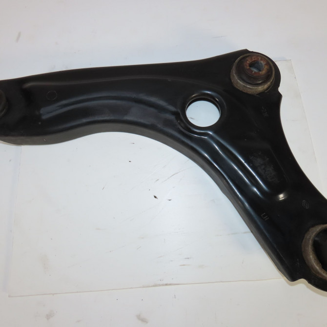 Triangle inf avg occasion  Dacia SANDERO III Liberty 125 i.e. (m73) (2012)   545010278R  1