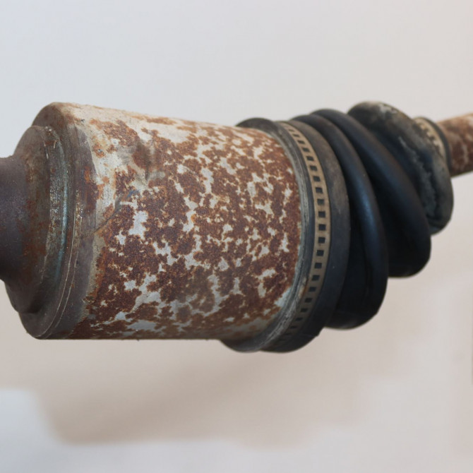 Transmission avant droite occasion  Jeep CHEROKEE (KJ) 2.8 crd 4x4 (2004-2008)   52111780AB  3