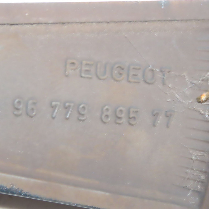 Jante aluminium occasion  Peugeot 308 II (LB_, LP_, LW_, LH_, L3_) 1.2 thp 130 (2013-2021)   9677989577  3