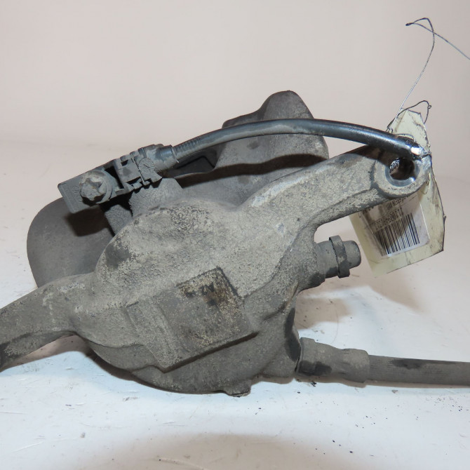 Etrier de frein avant droit occasion  Mercedes-benz CLASSE GLA (X156) Gla 220 cdi / d 4-matic (156.905) (2013)   4217081  3