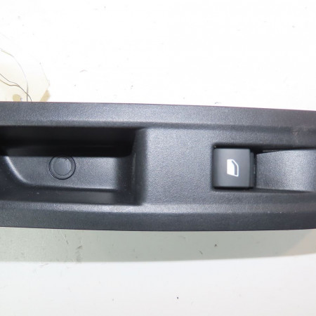 Commande leve-glace porte arrière gauche occasion  Citroën C4 III (BA_, BB_, BC_) 1.5 bluehdi 130 (bbyhzb) (2020)   98044803ZD 