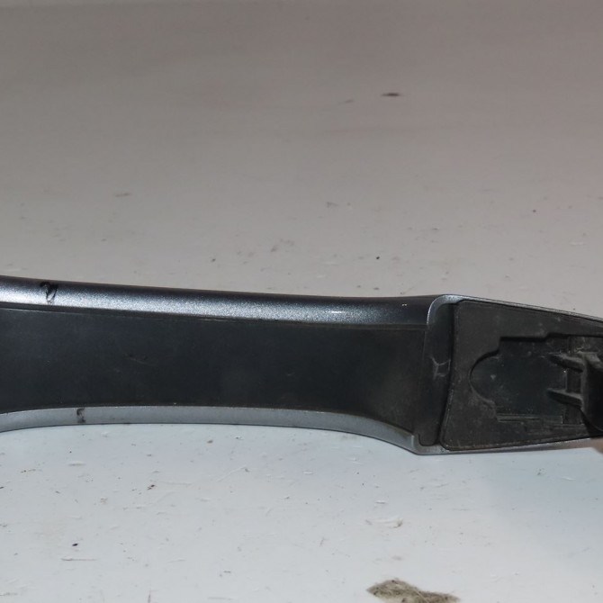 Poignee ext porte arg occasion  Peugeot 308 SW II (LC_, LJ_, LR_, LX_, L4_) 1.6 bluehdi 120 (2014-2021)   980297831T  2