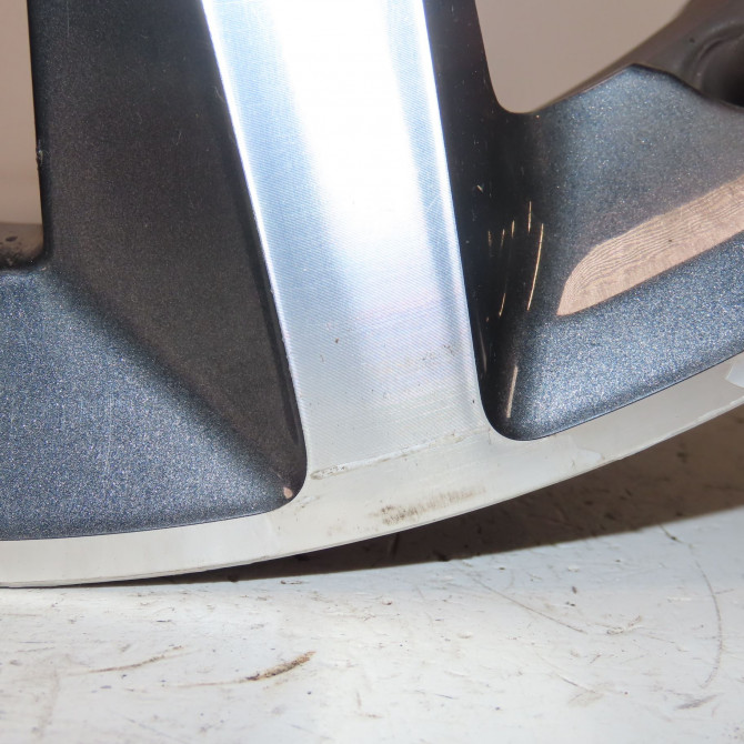 Jante aluminium occasion  Peugeot 308 II (LB_, LP_, LW_, LH_, L3_) 1.2 thp 130 (2013-2021)   9677989577  5