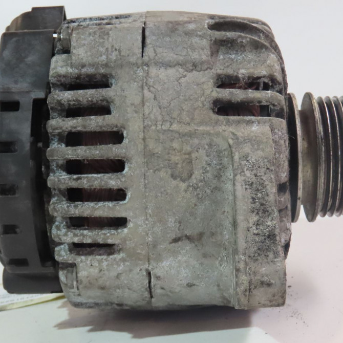 Alternateur occasion  Hyundai I20 I (PB, PBT) 1.1 crdi (2012-2015)   373002A401  4