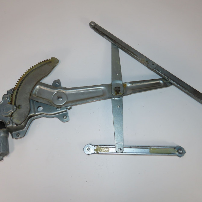 Mecanisme + moteur lève-glace avant droit occasion  Suzuki SWIFT III (MZ, EZ) 1.3 (rs 413) (2005)   8340163J51  1