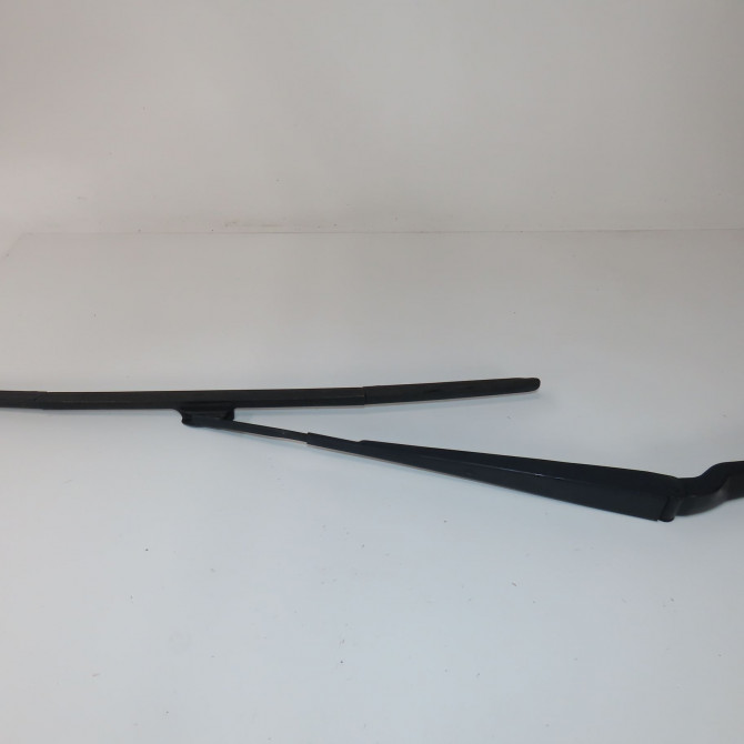 Bras essuie-glace avant gauche occasion  Renault KADJAR (HA_, HL_) 1.3 tce 140 (2018)   288811109R  1