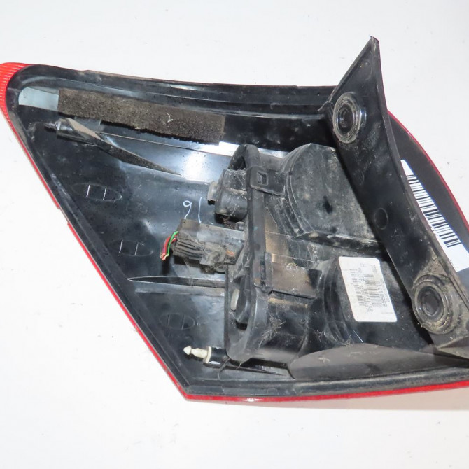 Feu arrière droit occasion  Nissan QASHQAI / QASHQAI +2 I (J10, NJ10, JJ10E) 2.0 traction intégrale (2007-2013)   26554EY00A  3