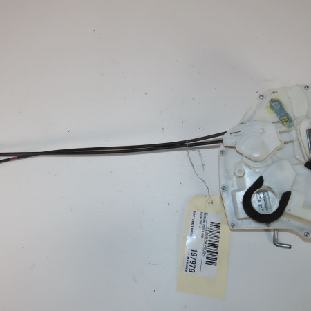 Serrure porte avg occasion  Suzuki SWIFT IV (FZ, NZ) 1.2 (azh 412) (2010)   8220268LA1 