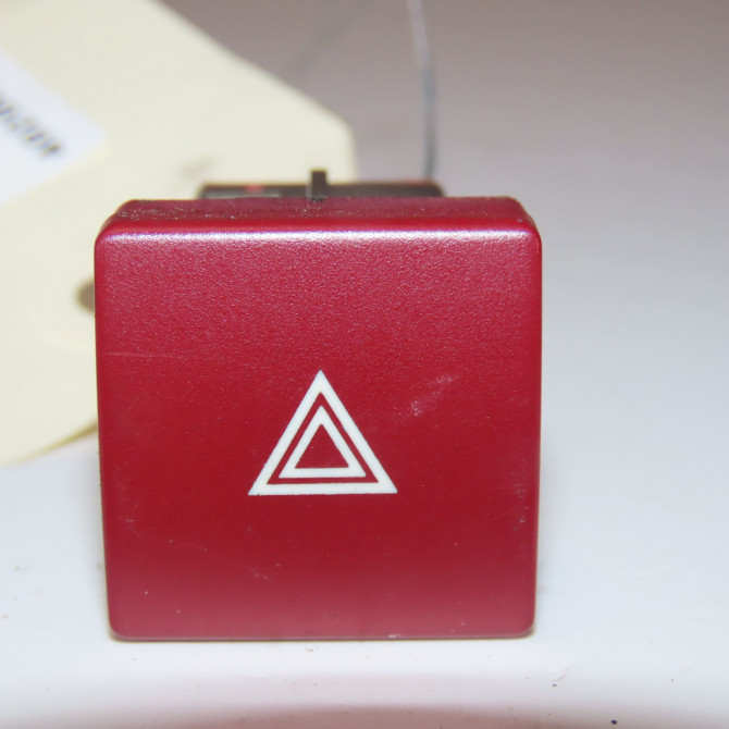 Bouton de warning occasion  Citroën BERLINGO MULTISPACE (B9) 1.6 hdi 90 (2010) 5 portes   6990L2  1