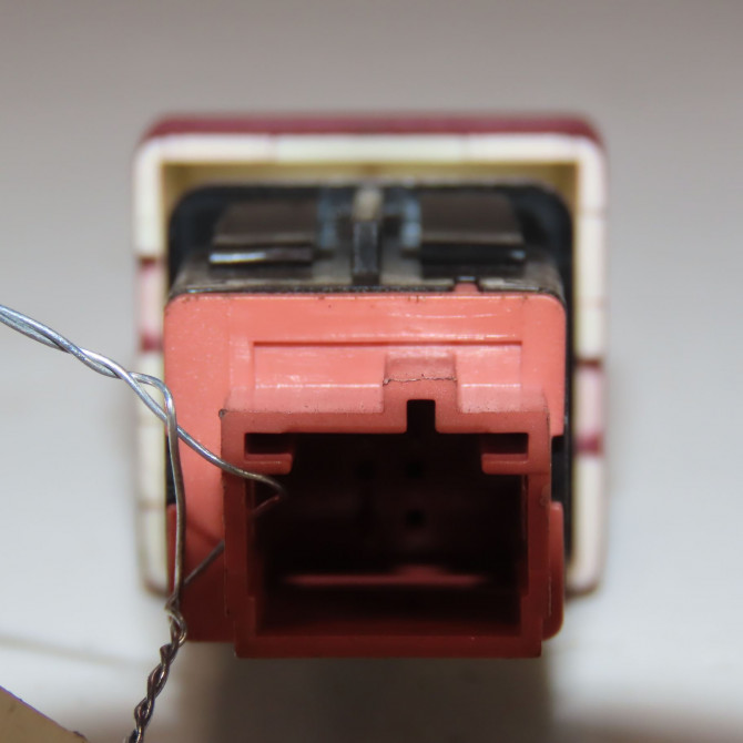 Bouton de warning occasion  Citroën BERLINGO MULTISPACE (B9) 1.6 hdi 90 (2010) 5 portes   6990L2  3