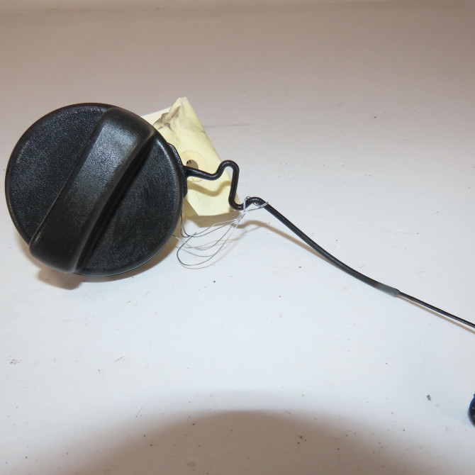 Bouchon reservoir a carburant occasion  Toyota YARIS (_P9_) 1.0 vvt-i (ksp90_) (2005-2011) 5 portes   7730052030  1