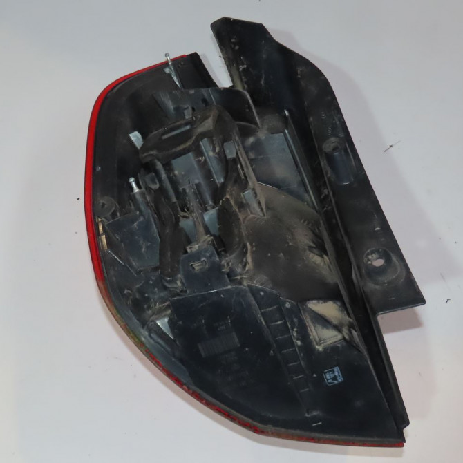 Feu arrière droit occasion  Renault SCÉNIC II (JM0/1_) 1.5 dci (jm1e, jm16) (2005-2008) 5 portes   8200474327  2
