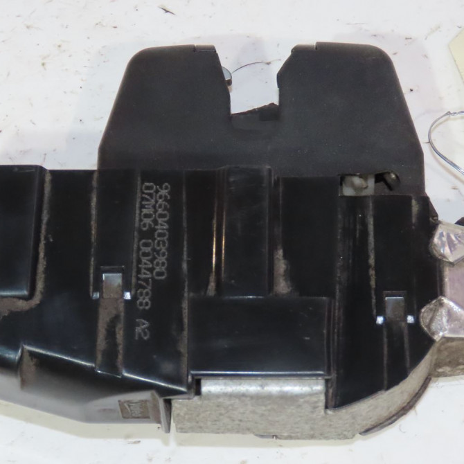 Serrure hayon occasion  Peugeot 207/207+ (WA_, WC_) 1.4 hdi (2006-2015) 5 portes   8719G5  1