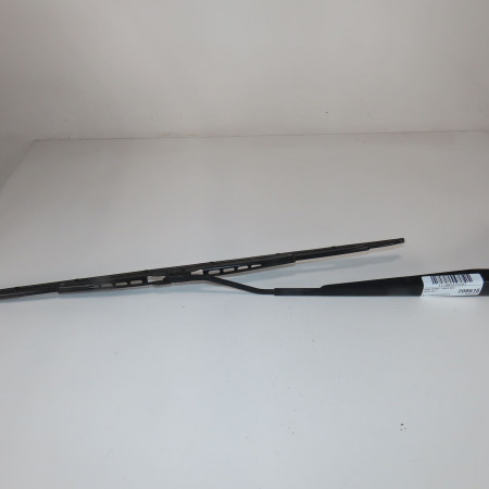 Bras essuie-glace avant gauche occasion  Suzuki SX4 S-CROSS (JY) 1.6 ddis allgrip (akk 416d) (2013)   3831061M00 