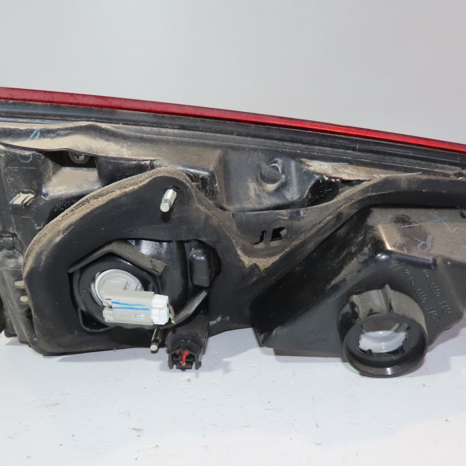 Feu arrière intérieur droit occasion  Nissan QASHQAI II SUV (J11, J11_) 1.5 dci (2013) 5 portes   265504EA5D  2