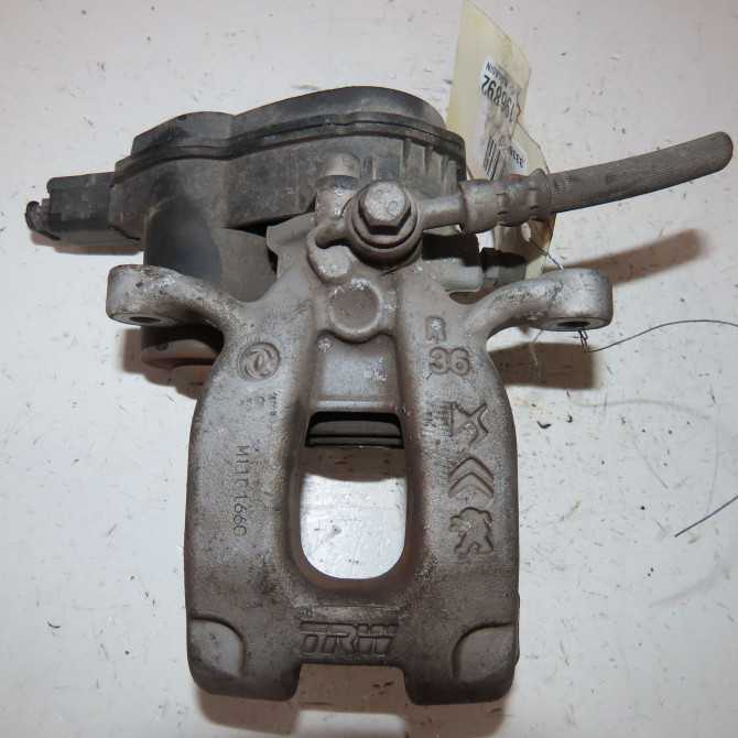 Etrier de frein arrière droit occasion  Peugeot 2008 II (UD_, US_, UY_, UK_) 1.2 puretech 130 (2019)   1672362580  1